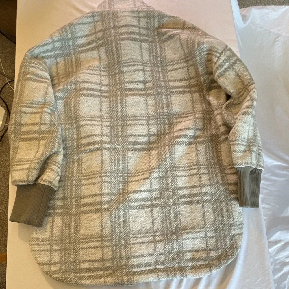Steve Madden Women's Gray Plaid Collared Zip/Snap Jacket w/ Pockets M - Picture 9 of 13
